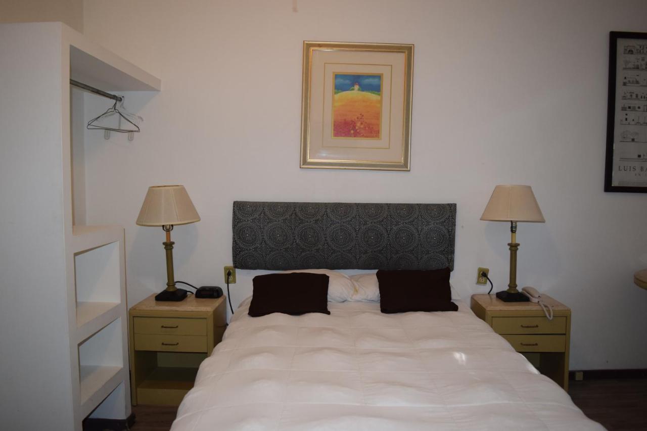Hotel Casona Γκουανταλαχάρα Δωμάτιο φωτογραφία